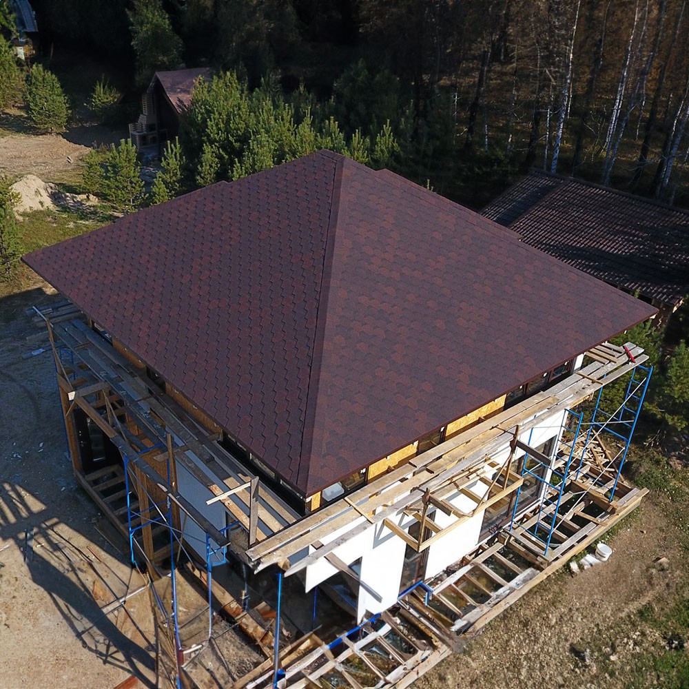 Шатровая крыша в Ладушкине и Калининградской области