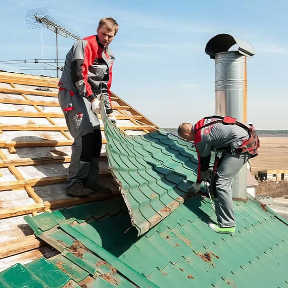 Демонтаж кровли и крыши в Ладушкине и Калининградской области